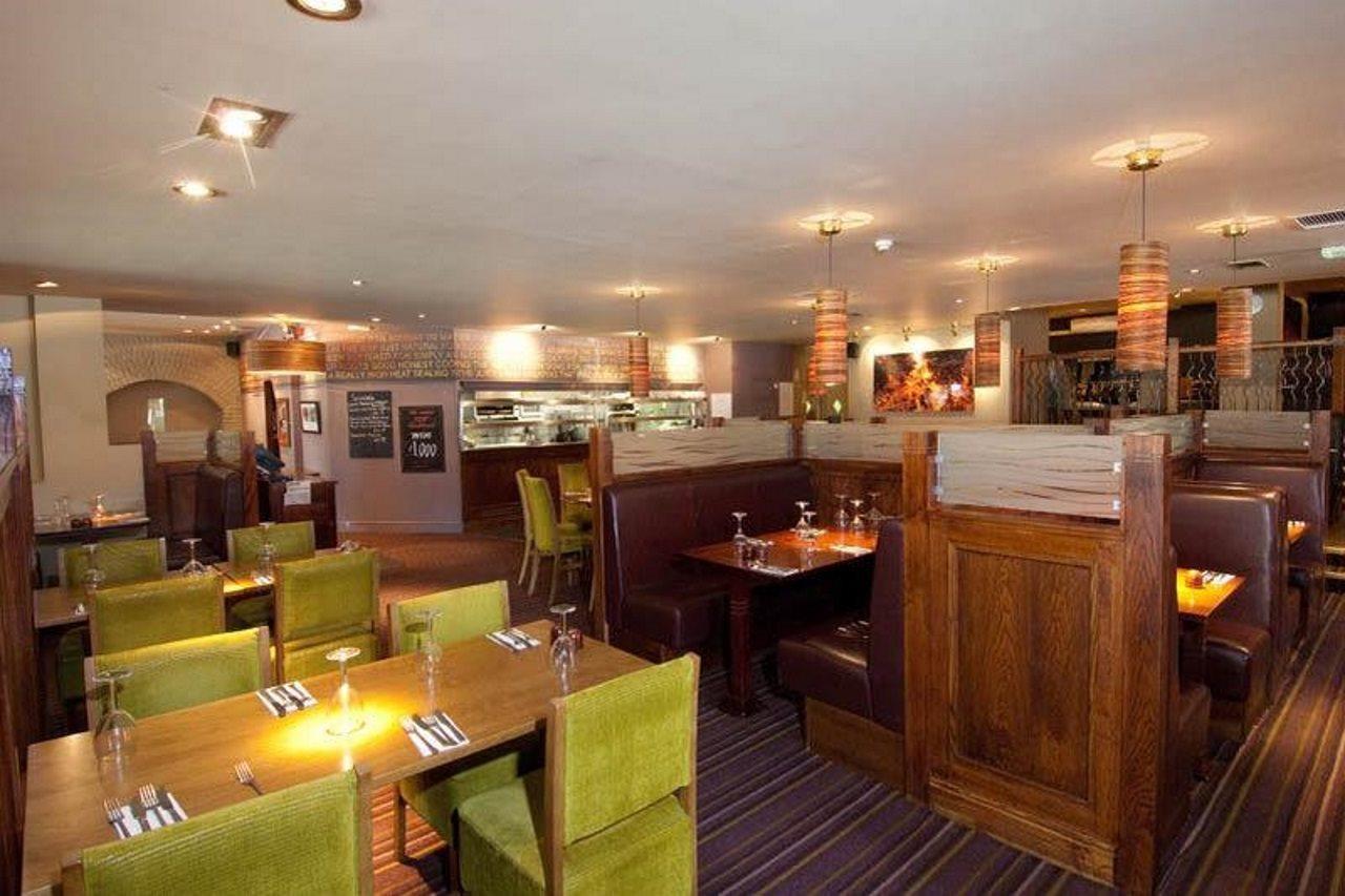 Premier Inn London Ruislip Exterior foto